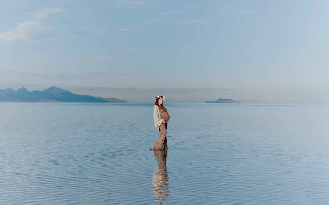 enceinte au milieu de l'eau